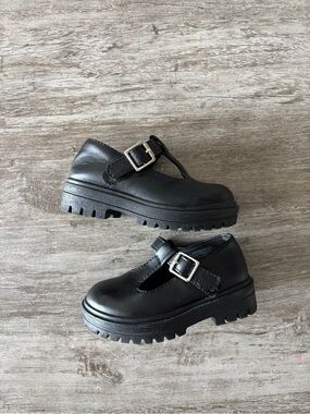 Unr8ted Mary Jane Shoes Black Silver Toddler Size 6 School Preppy 90s Retro